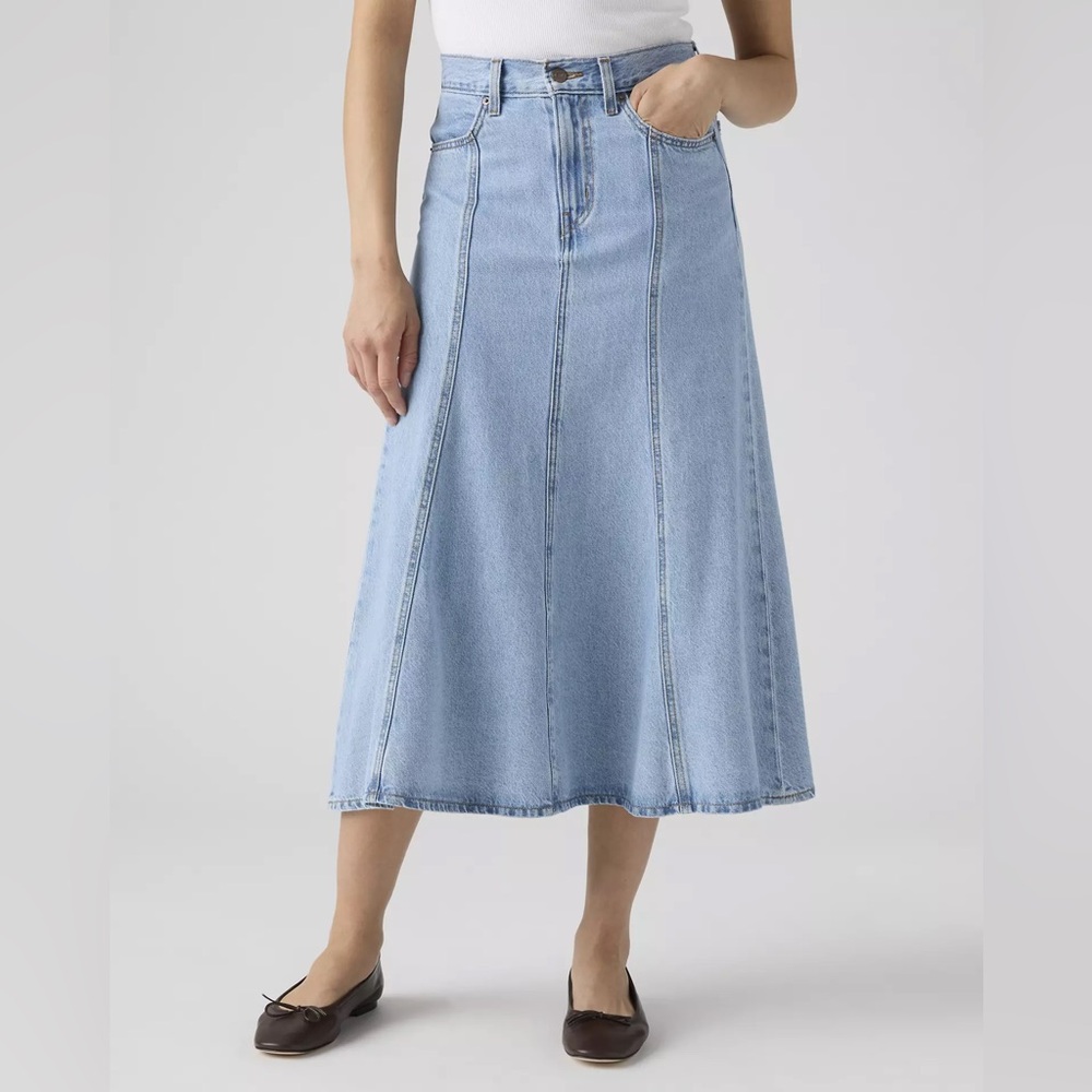 LEVIβS FIT AND FLARE SKIRT New! Zip Front W/ 4 Pockets Color: I Will - Blue π - Picture 2 of 12